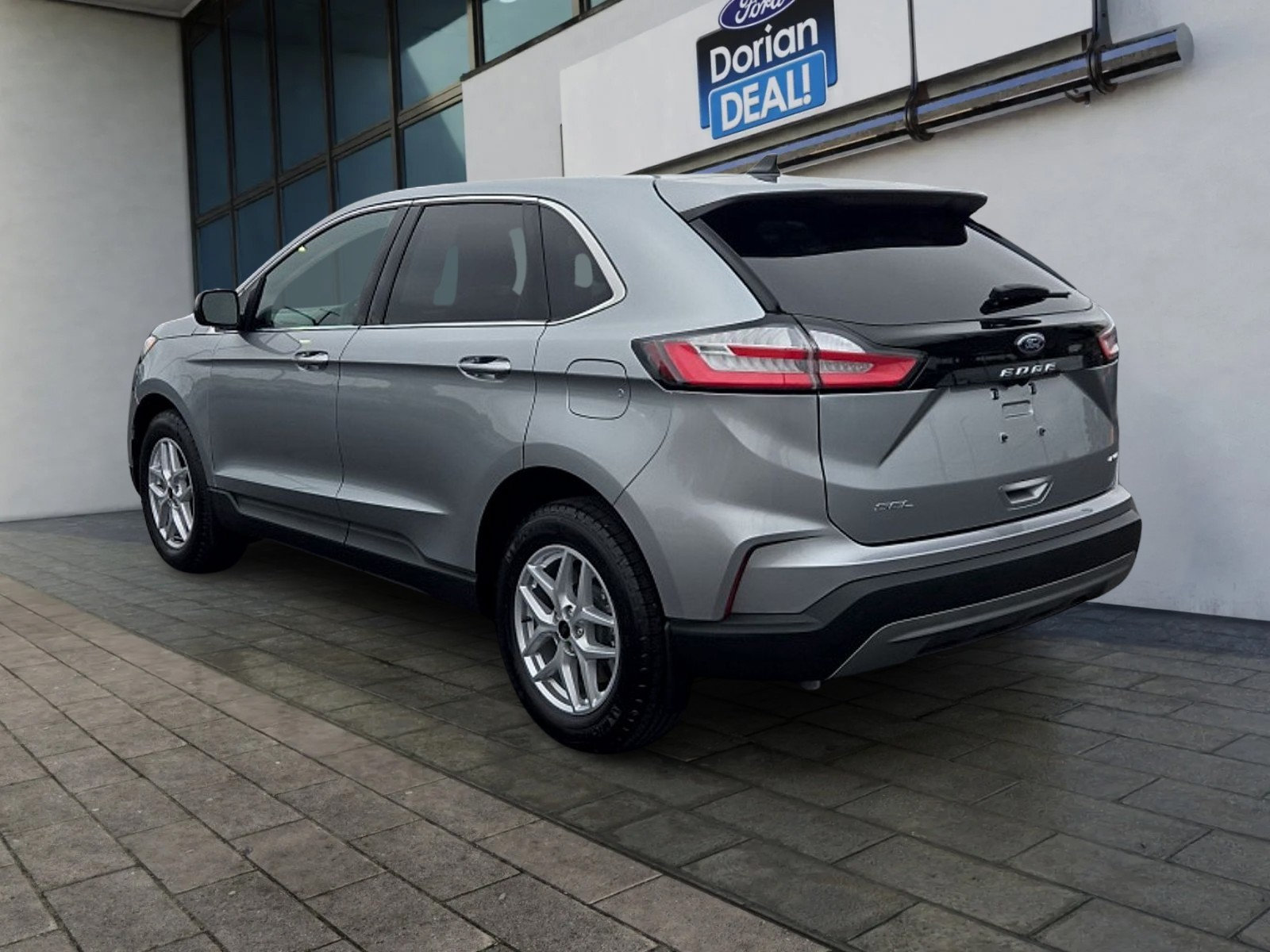 Used 2024 Ford Edge SEL w/ Convenience Package AWD/4WD image 5