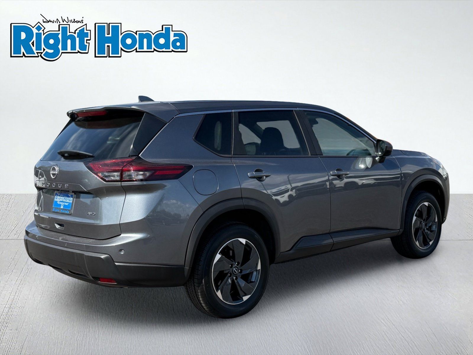 Used 2025 Nissan Rogue SV AWD/4WD image 8