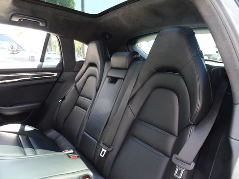 Used 2018 Porsche Panamera Turbo Sport Turismo AWD/4WD image 15