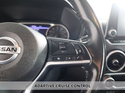 Used 2022 Nissan Sentra SV FWD image 3
