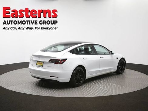 Used 2022 Tesla Model 3 Long Range AWD/4WD image 35