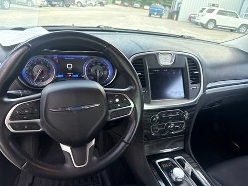 Used 2018 Chrysler 300 Touring w/ Sport Appearance Package RWD image 30