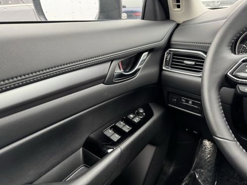 Used 2025 MAZDA CX-5 AWD 2.5 S w/ Preferred Package image 33