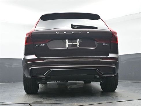 Used 2026 Volvo XC60 B5 Ultra w/ Protection Package Premier image 37