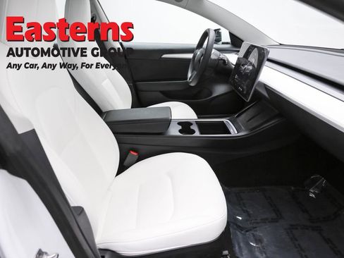 Used 2023 Tesla Model 3 Standard Range image 21