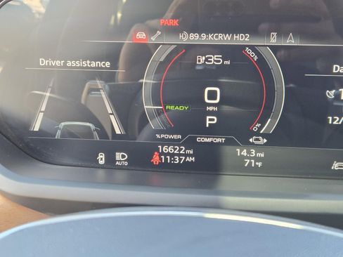 Used 2022 Audi e-tron GT Premium Plus image 15