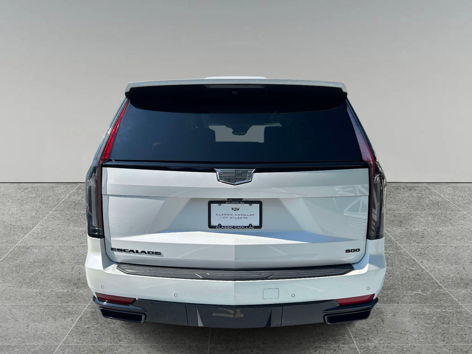 Certified 2023 Cadillac Escalade Sport Platinum w/ LPO, ONYX Package AWD/4WD image 4