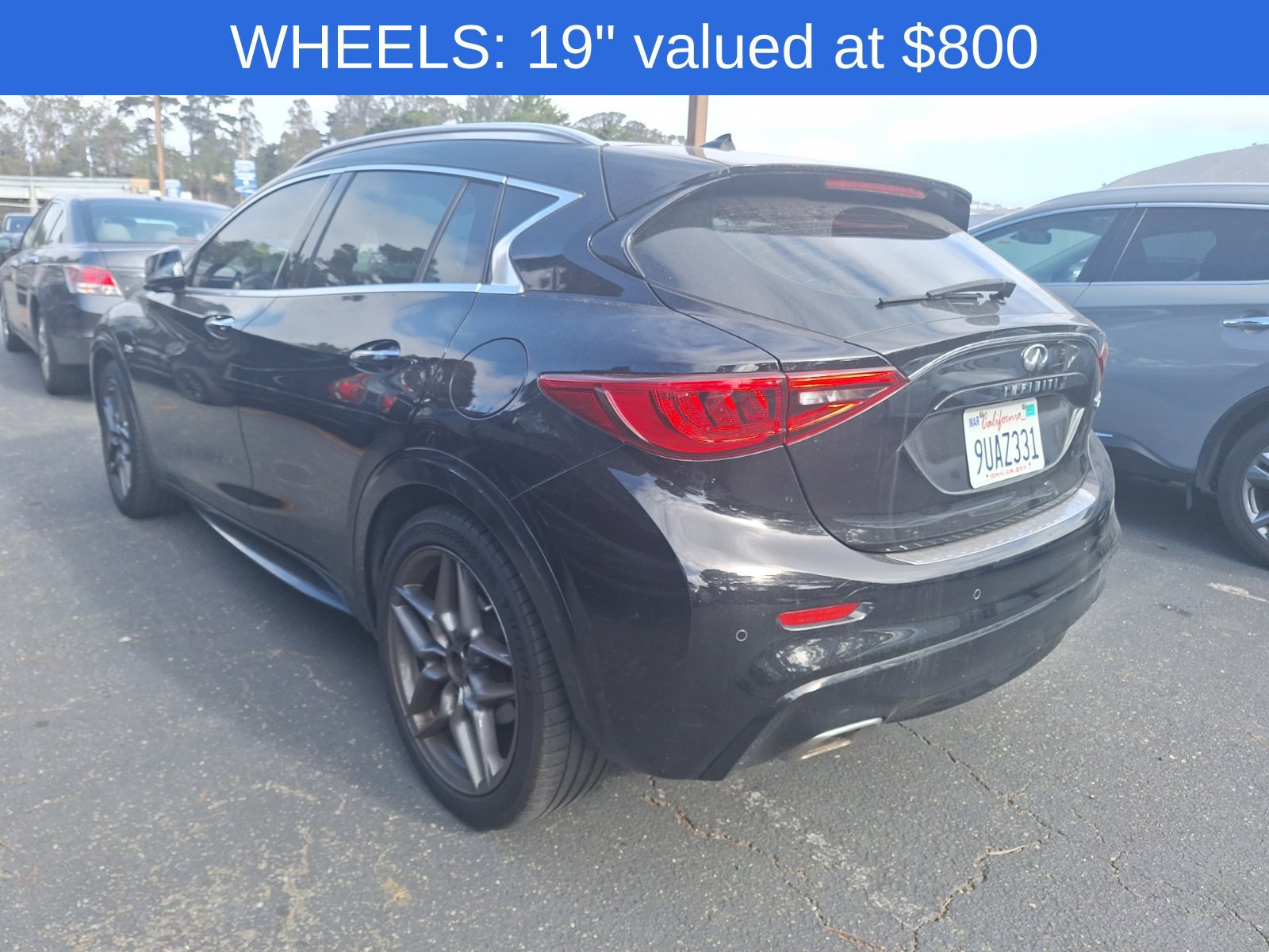Used 2018 INFINITI QX30 Premium w/ Navigation Package FWD image 5