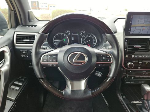 Used 2023 Lexus GX 460 Luxury w/ Sport Design Package AWD/4WD image 20