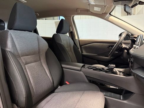 Used 2021 Nissan Rogue S AWD/4WD image 18