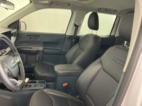 Certified 2025 Ford Maverick Lobo AWD/4WD image 17