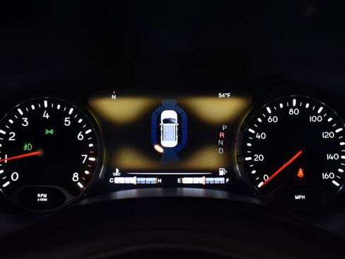 Certified 2021 Jeep Renegade Latitude w/ Luxury Group I AWD/4WD image 14
