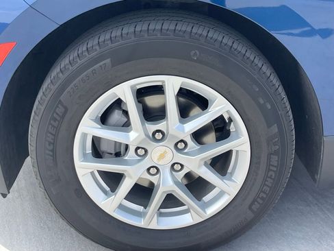 Used 2023 Chevrolet Equinox LT image 5