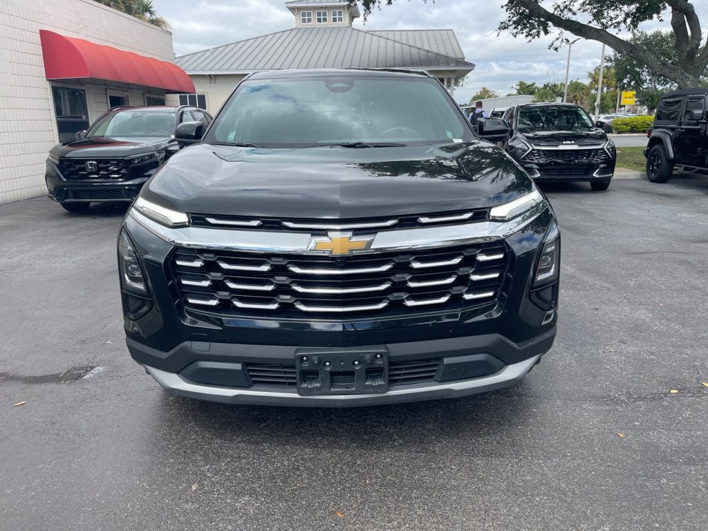 Used 2026 Chevrolet Equinox LT AWD/4WD image 9