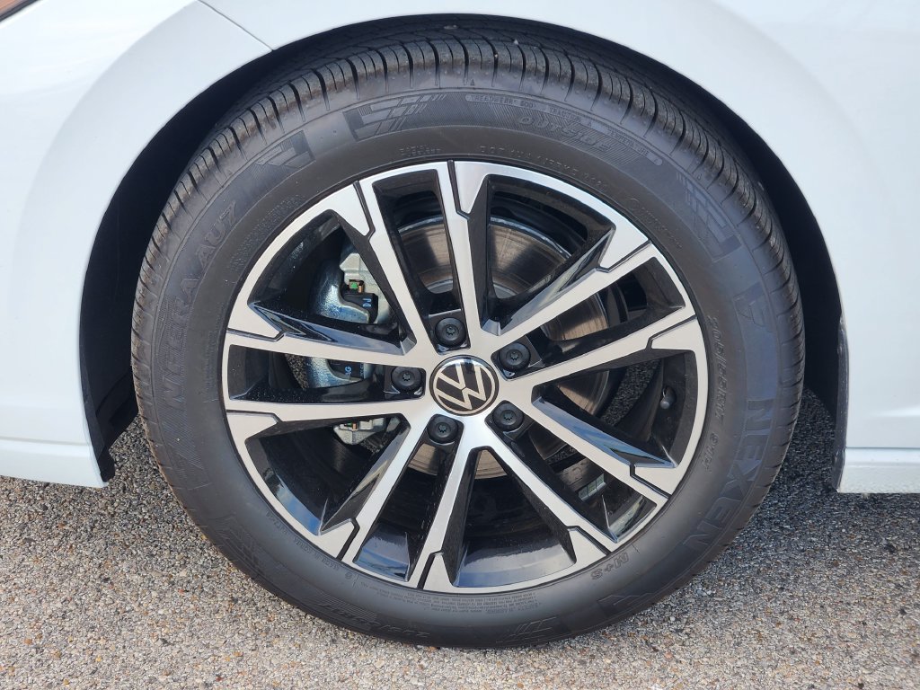 New 2027 Volkswagen Jetta Sport FWD image 8