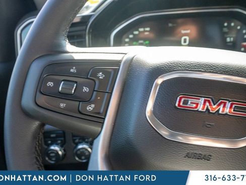 Used 2022 GMC Sierra 1500 SLE image 9