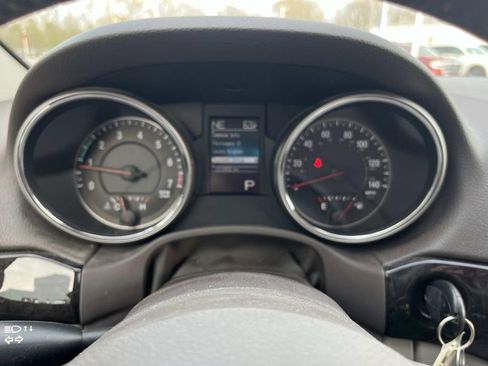 Used 2012 Jeep Grand Cherokee Laredo image 17