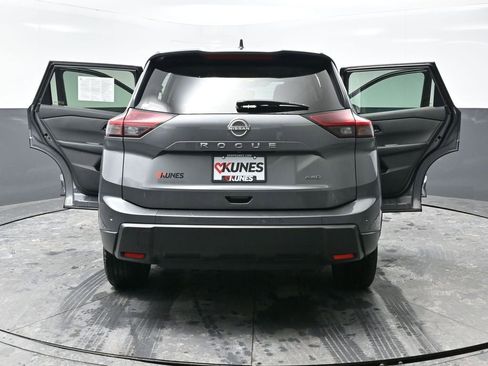 Used 2024 Nissan Rogue S AWD/4WD image 62
