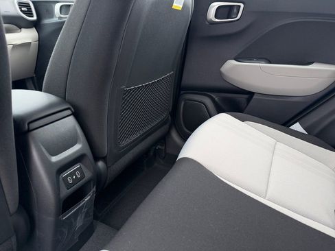New 2026 Hyundai Venue SEL FWD image 13