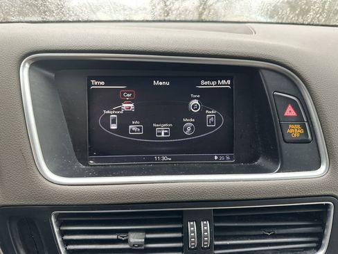 Used 2013 Audi Q5 2.0T Prestige w/ Comfort Pkg image 25