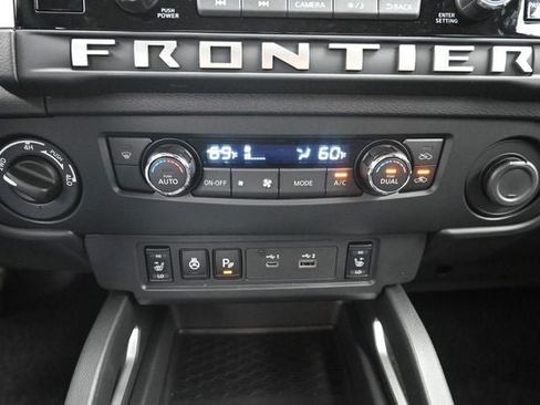 New 2026 Nissan Frontier SV AWD/4WD image 17