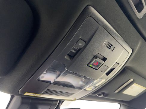 Used 2025 Lexus IS 300 w/ Premium Package image 74