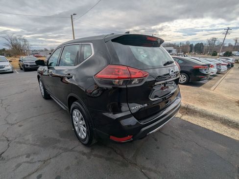 Used 2020 Nissan Rogue S image 5