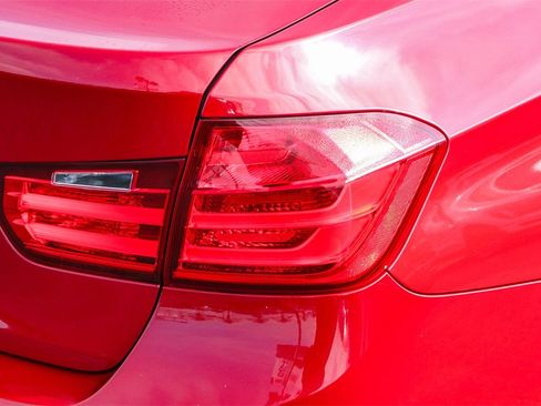 Used 2015 BMW 328i Sedan image 11