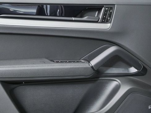 New 2026 Porsche Cayenne AWD/4WD image 6