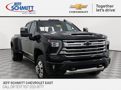 Certified 2024 Chevrolet Silverado 3500 High Country w/ High Country Premium Package image 1