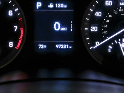 Used 2019 Hyundai Tucson Value FWD image 26