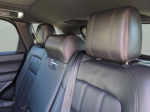 Used 2022 Land Rover Range Rover Sport HSE Silver Edition image 18