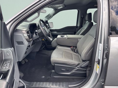 Used 2024 Ford F150 XLT w/ Tow/Haul Package AWD/4WD image 9
