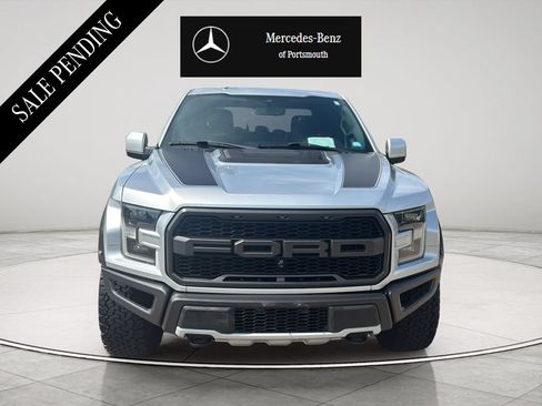 Used 2019 Ford F150 Raptor w/ Equipment Group 802A Luxury AWD/4WD image 8