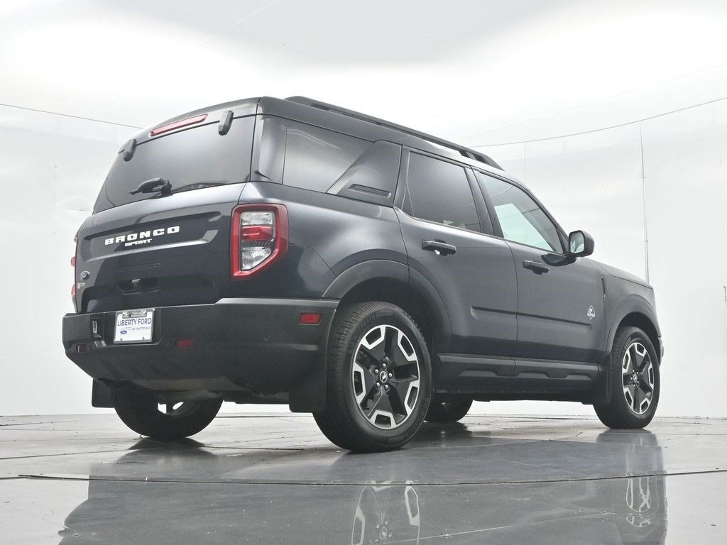 Used 2022 Ford Bronco Sport Outer Banks w/ Tech Package AWD/4WD image 43