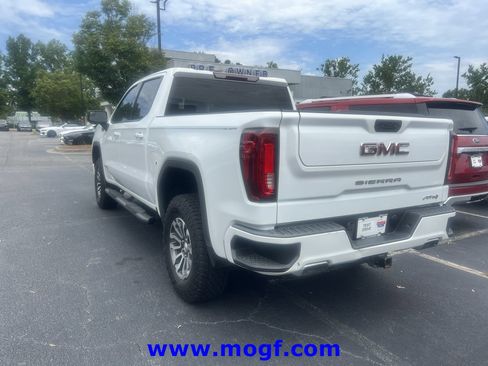 Used 2021 GMC Sierra 1500 AT4 AWD/4WD image 2