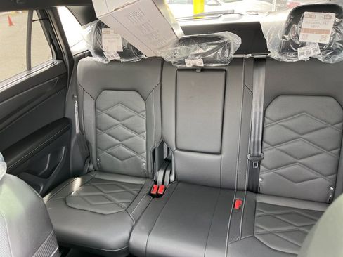 New 2026 Volkswagen Atlas Cross Sport SE image 20