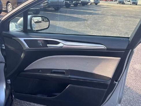 Used 2020 Ford Fusion S image 9