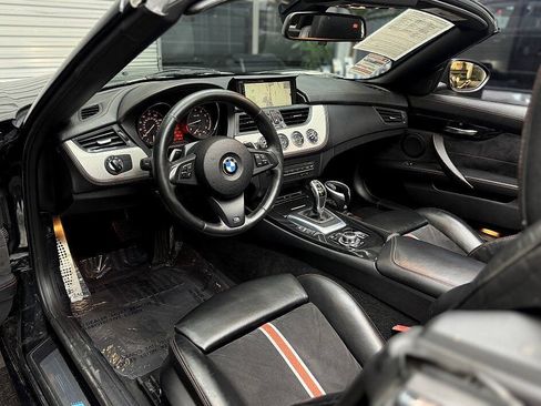 Used 2015 BMW Z4 sDrive28i RWD image 6