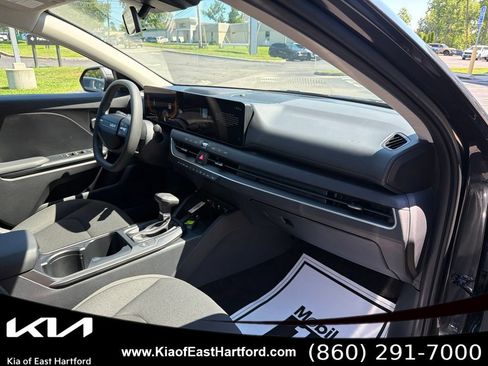 New 2026 Kia K4 FWD image 12