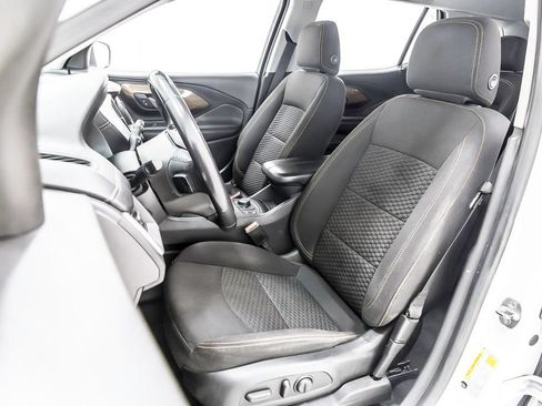 Used 2021 GMC Terrain SLE w/ Driver Convenience Package FWD image 29