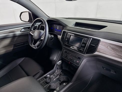 Used 2023 Volkswagen Atlas Cross Sport SE AWD/4WD image 28