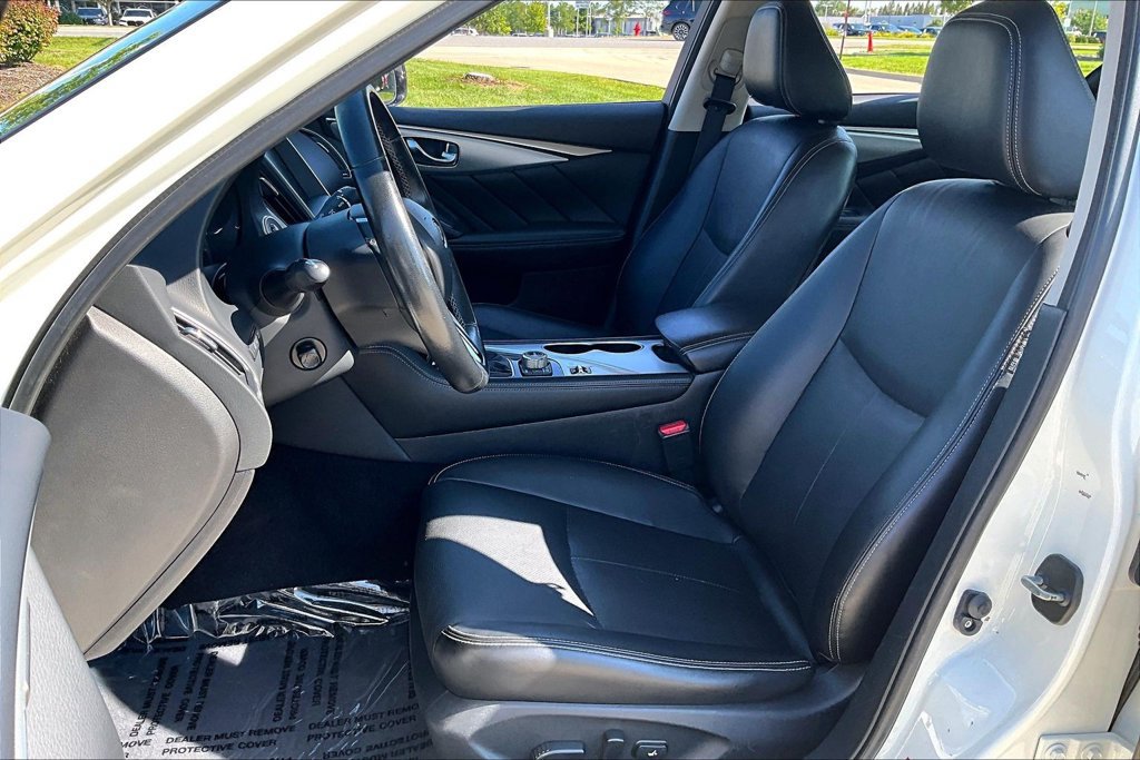 Certified 2023 INFINITI Q50 Luxe w/ Cargo Package AWD/4WD image 15