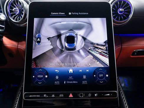 Used 2022 Mercedes-Benz SL 63 AMG 4MATIC image 22