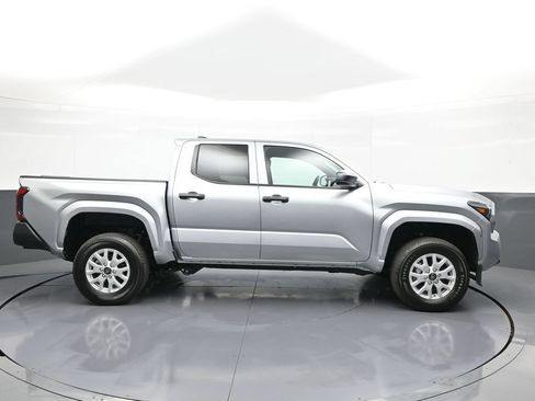 Used 2026 Toyota Tacoma SR w/ SR Upgrade Package RWD image 5