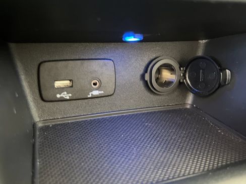 Certified 2023 Subaru Forester AWD/4WD image 31