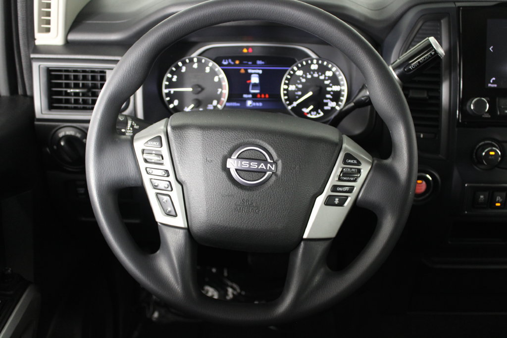 Certified 2023 Nissan Titan SV RWD image 21