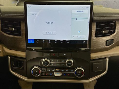 Used 2024 Ford Expedition Max Limited RWD image 36