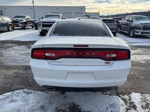 Used 2014 Dodge Charger R/T image 3