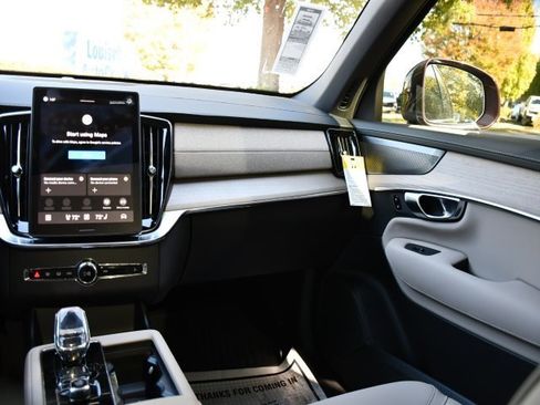 New 2026 Volvo XC90 B6 Plus image 20